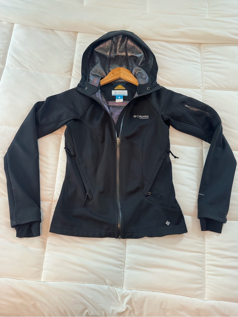 Columbia Women's Black Hooded Softshell Jacket